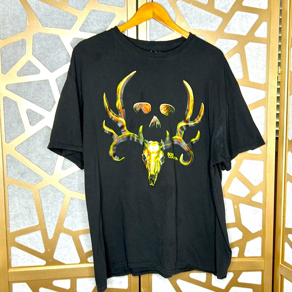 Men's Bone Collector T-Shirt‎ with Antler Skull